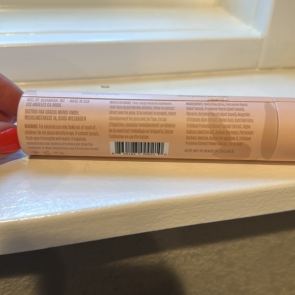 Vegamour GRO Brow Serum - Picture 2 of 3